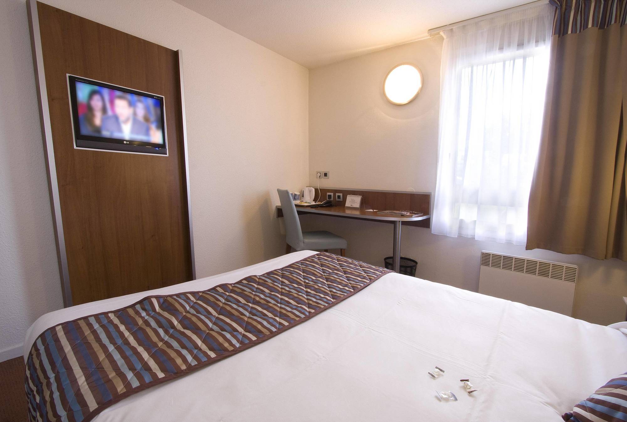 Comfort Hotel Linas - Montlhery Exteriör bild